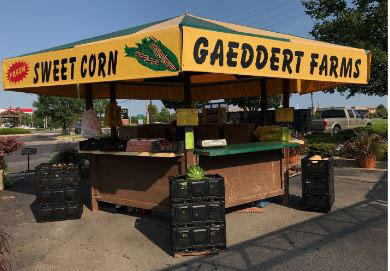 Farmers Market stand, Gaeddert Farms