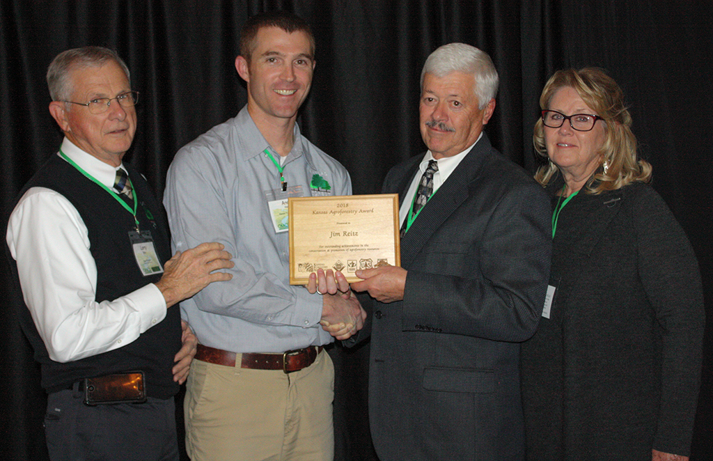 2018-agroforestry-award-photo 2018-agroforestry-award-photo