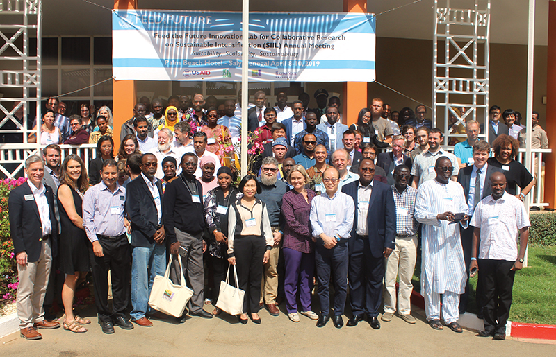 Nearly 100 researchers and agricultural sustainability professionals from all over the world gathered in Saly, Senegal, in early April for the annual meeting of the Kansas State University-based Feed the Future Innovation Lab for Collaborative Research on Sustainable Intensification. Among the partners in attendance were representatives from USAID, AFRICA Rising, Senegal’s Institute of Agricultural Research, Swisscontact, CGIAR, the Peace Corps, the Ohio State University and more.