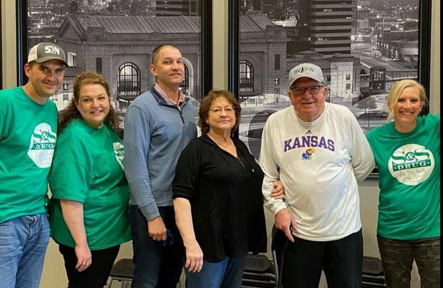 From left: Jay Heidrick, Heather Johnson, Joe Heidrick, Michele Heidrick, Max Heidrick, Missy Heidrick